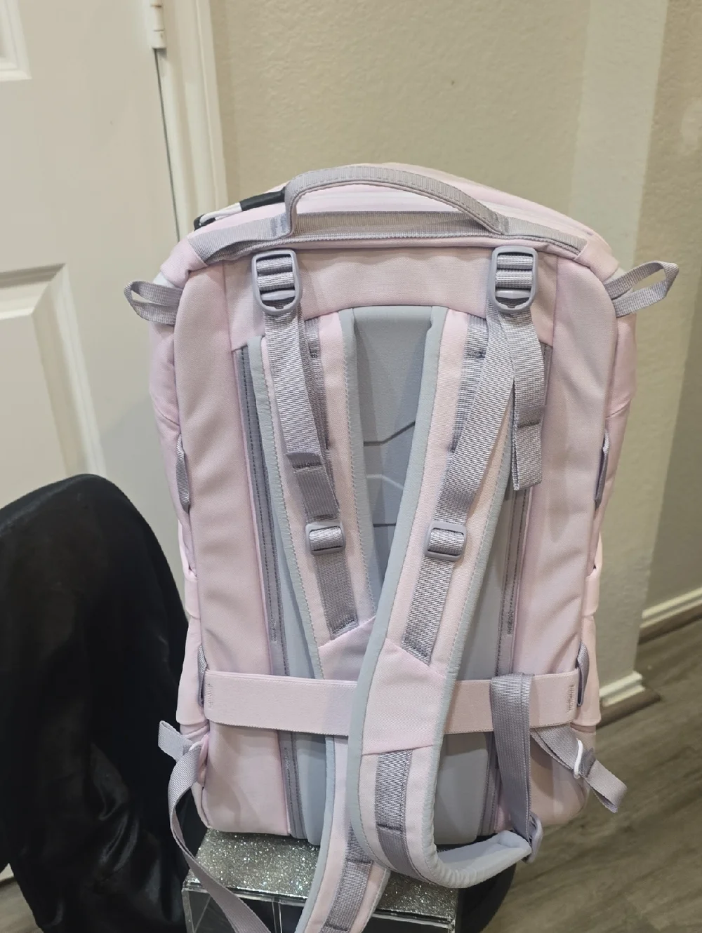 Yeti Ranchero 22L Backpack- Cherry Blossom - Picture 10 of 12